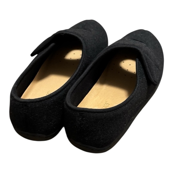 Foamtreads Black Loafers Slip-Ons with Velcro Strap 8 ED - Picture 5 of 6